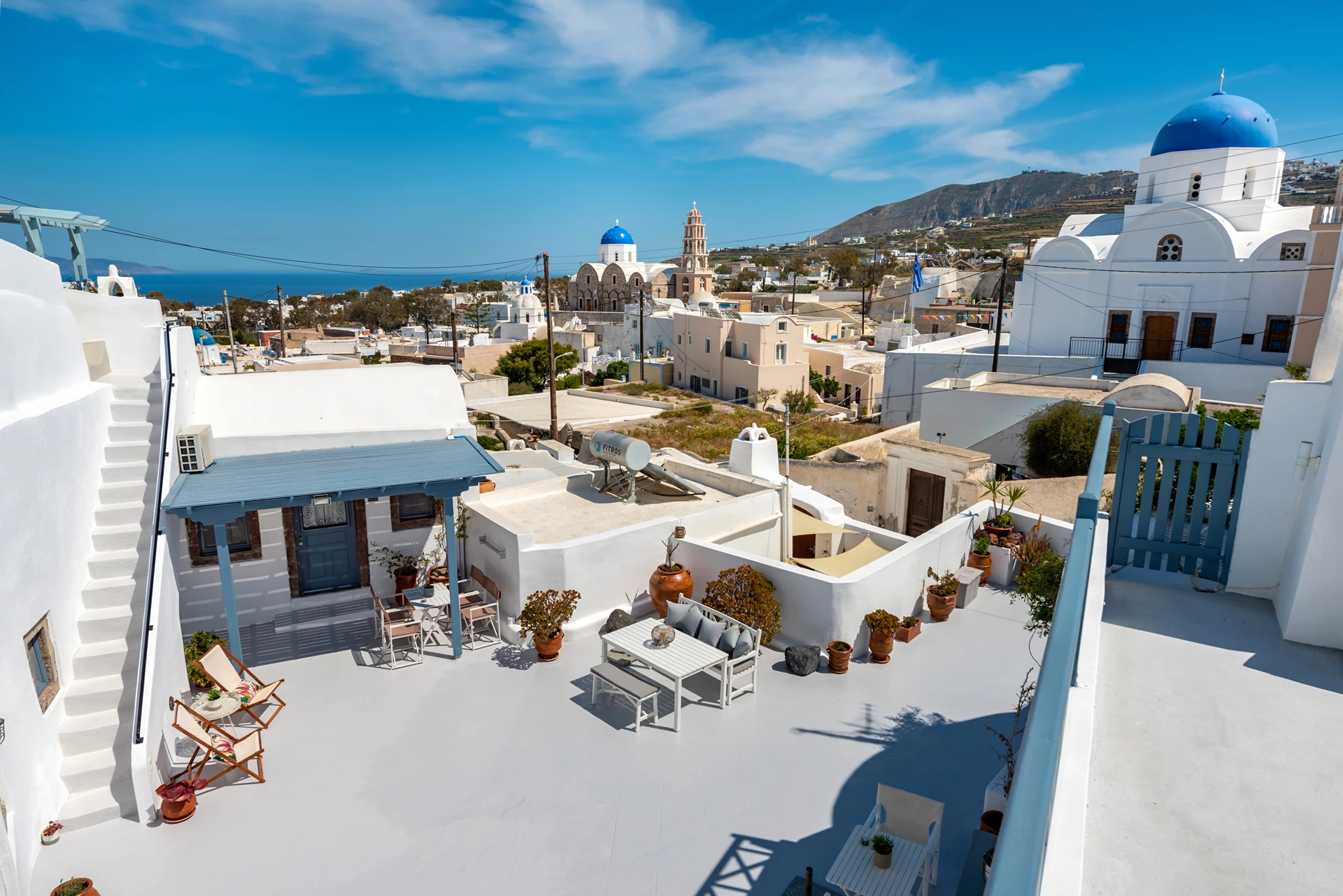 Aidani Cave Residence