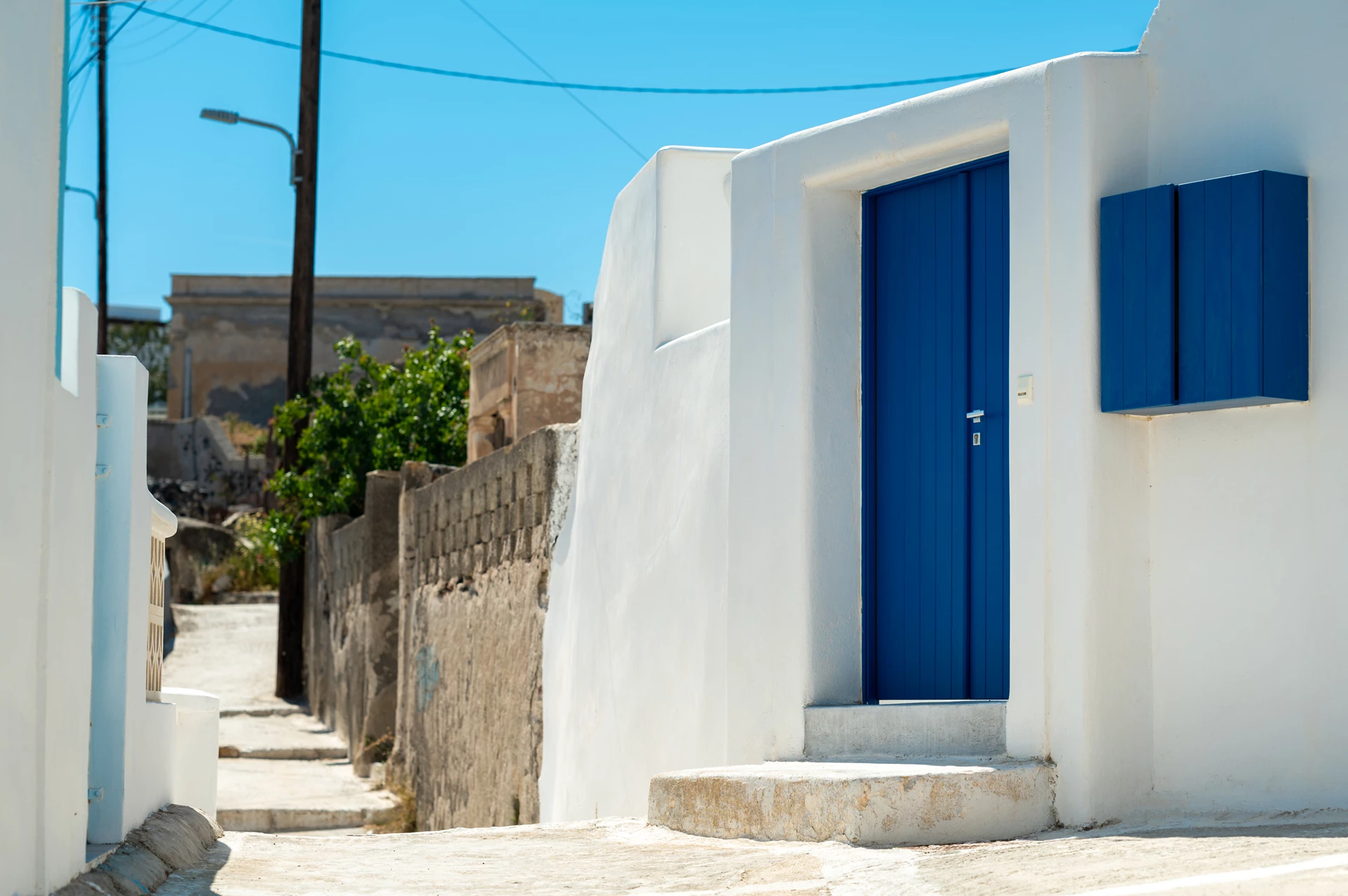 Aidani Cave Residence