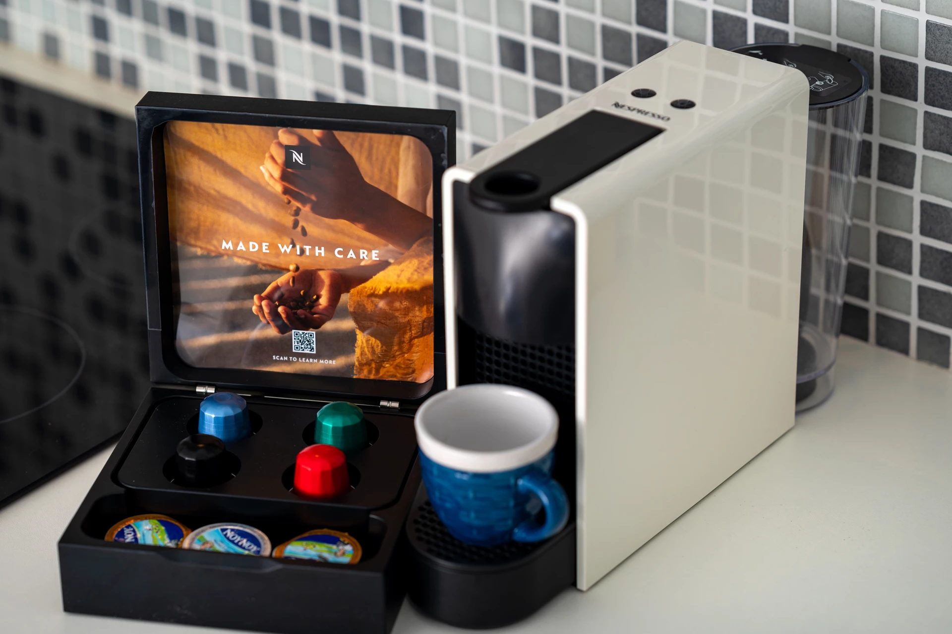 Aidani Cave Residence