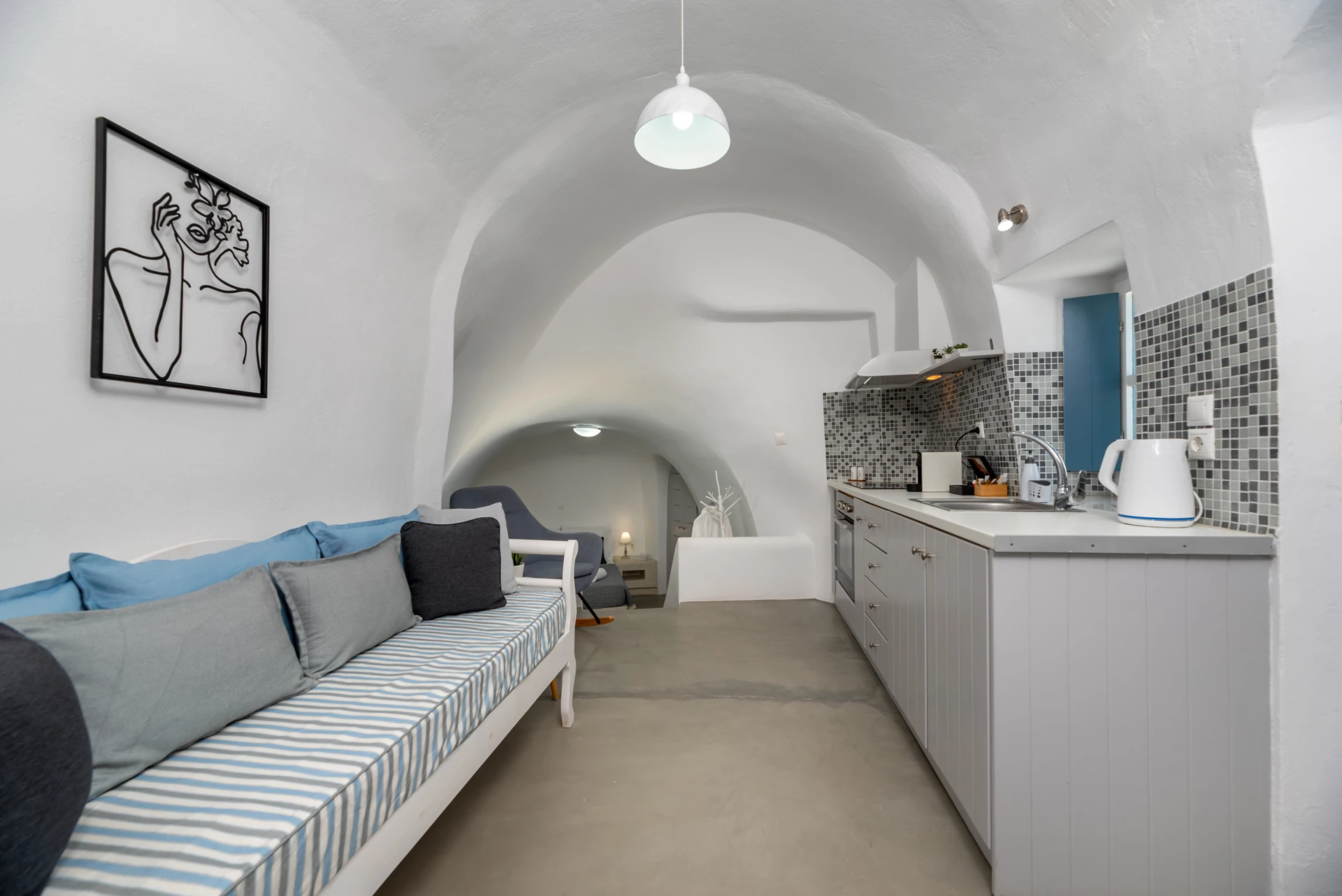 Nykteri Cave Residence